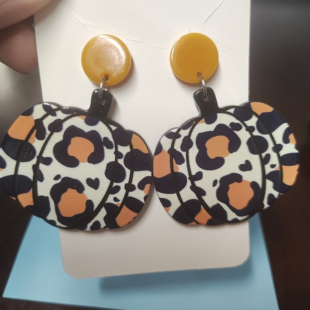 Leopard Print Pumpkin Earrings